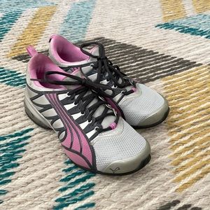 Puma: Voltaic II women’s running shoes